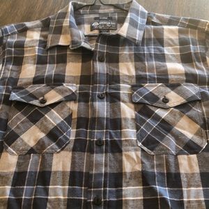 Men’s flannel shirt
